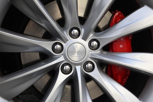 2015 Tesla Model S P90D