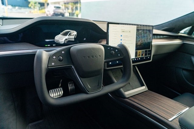 2021 Tesla Model S Plaid