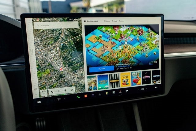2021 Tesla Model S Plaid