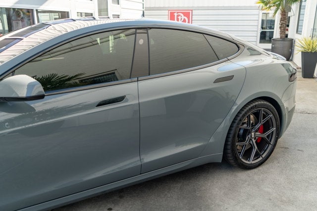 2021 Tesla Model S Plaid