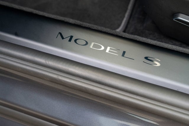 2023 Tesla Model S Plaid