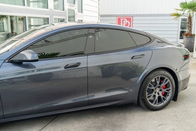 2023 Tesla Model S Plaid