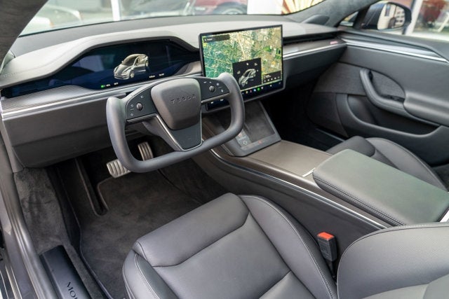 2023 Tesla Model S Plaid