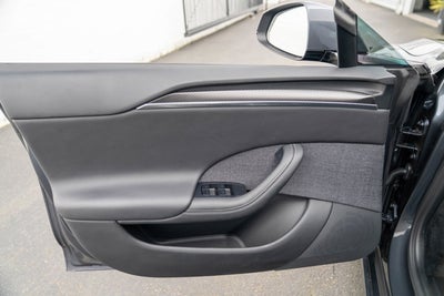 2022 Tesla Model S Plaid