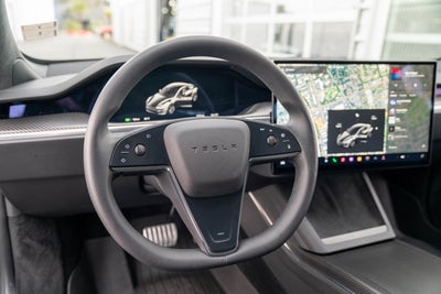 2022 Tesla Model S Plaid