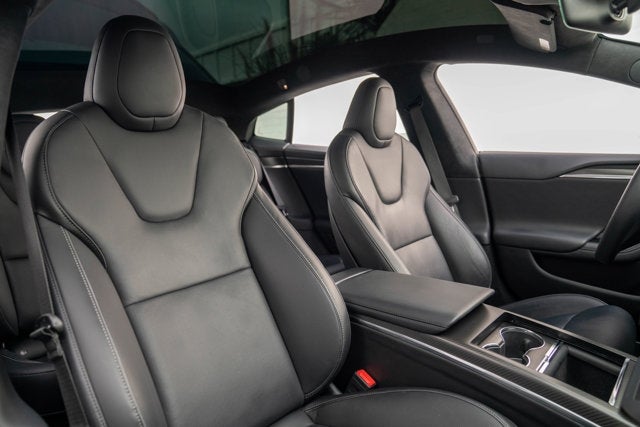 2022 Tesla Model S Plaid