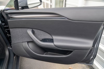 2022 Tesla Model S Plaid