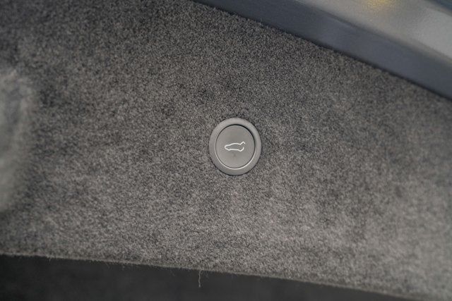 2022 Tesla Model S Plaid