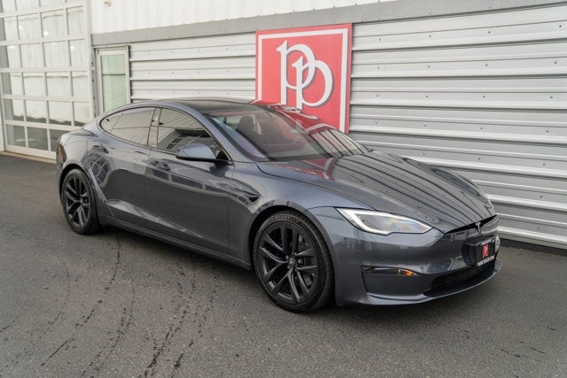 2022 Tesla Model S Plaid