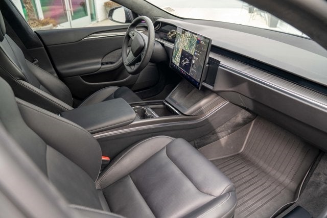 2022 Tesla Model S Plaid
