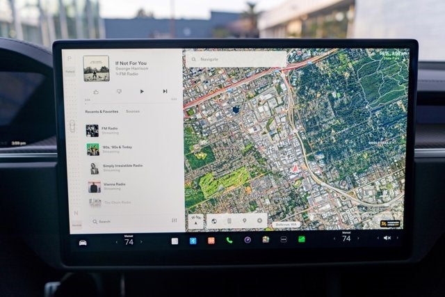 2022 Tesla Model S Plaid
