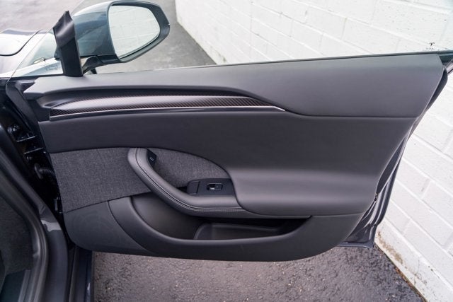 2022 Tesla Model S Plaid