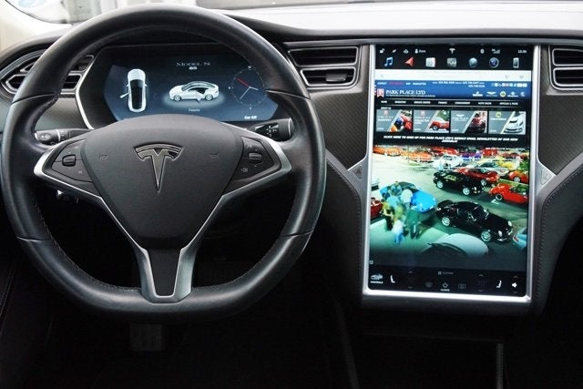 2014 Tesla Model S 85 Sedan