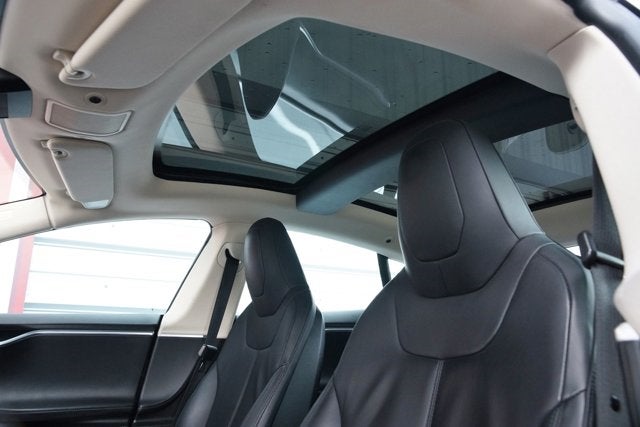 2014 Tesla Model S 85 Sedan