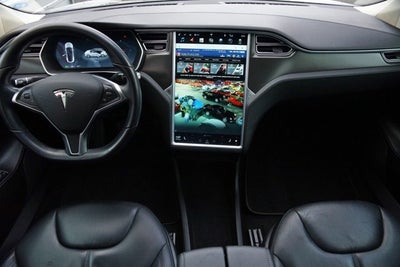 2014 Tesla Model S 85 Sedan