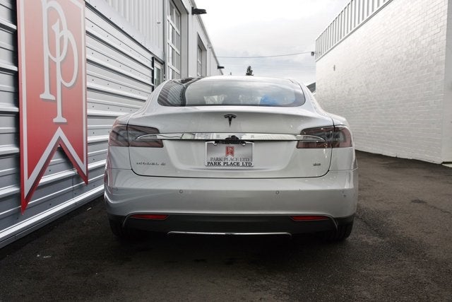 2014 Tesla Model S 85 Sedan