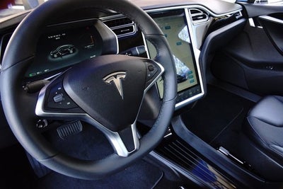 2015 Tesla Model S 85