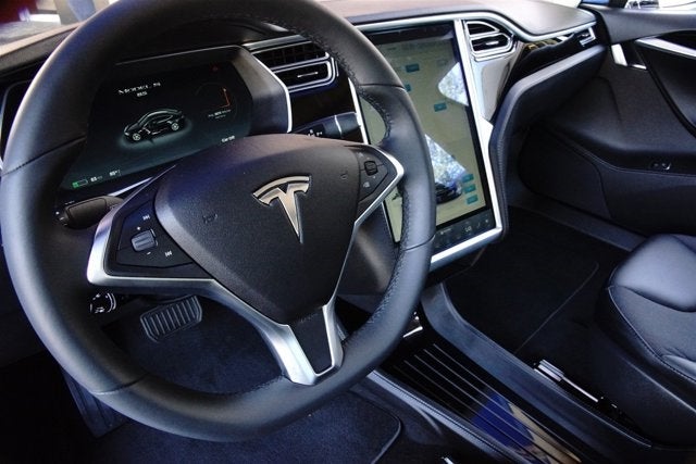 2015 Tesla Model S 85