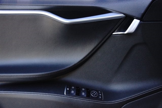 2015 Tesla Model S 85