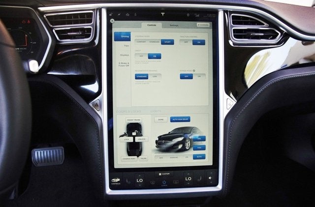 2015 Tesla Model S 85
