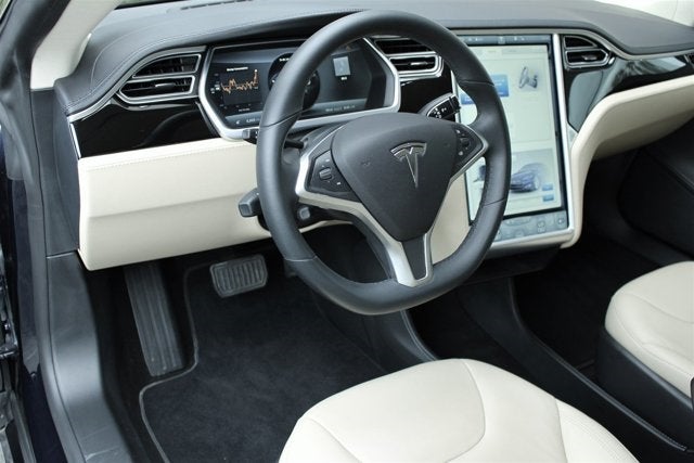 2014 Tesla Model S 85 kWh