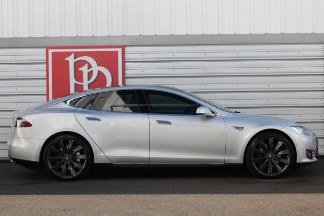 2015 Tesla Model S 85D