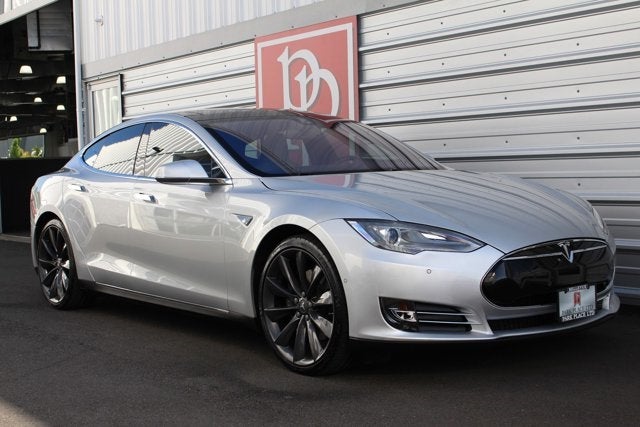 2015 Tesla Model S 85D
