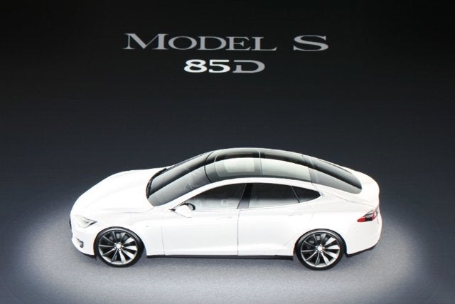 2015 Tesla Model S 85D