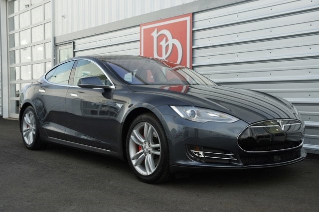 2015 Tesla Model S P85D