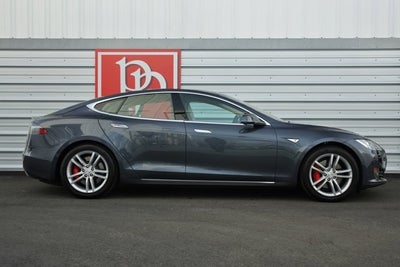 2015 Tesla Model S P85D