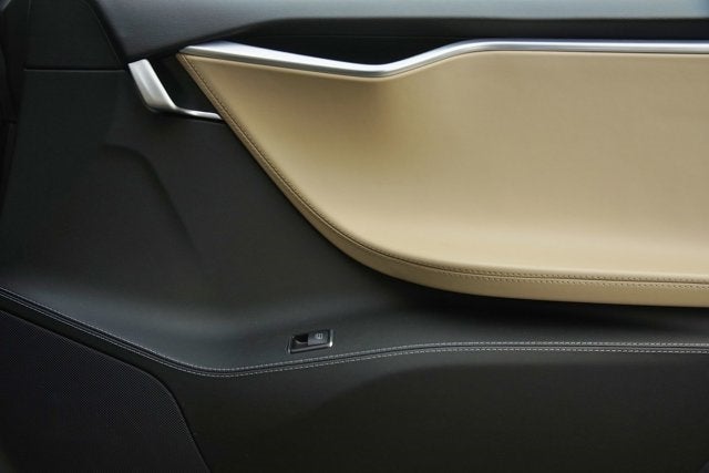 2015 Tesla Model S P85D