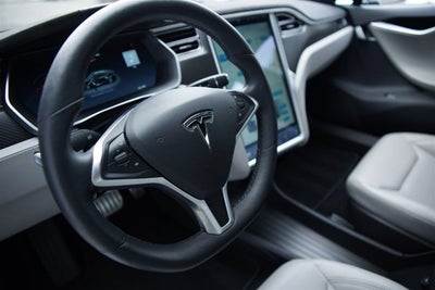 2015 Tesla Model S P85D