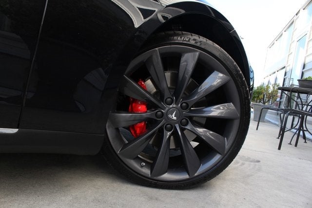 2015 Tesla Model S P90D