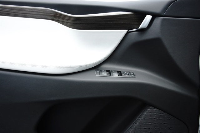 2016 Tesla Model X 90D