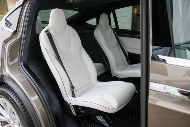 2016 Tesla Model X P90D