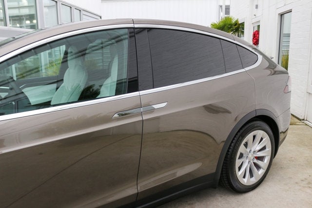 2016 Tesla Model X P90D