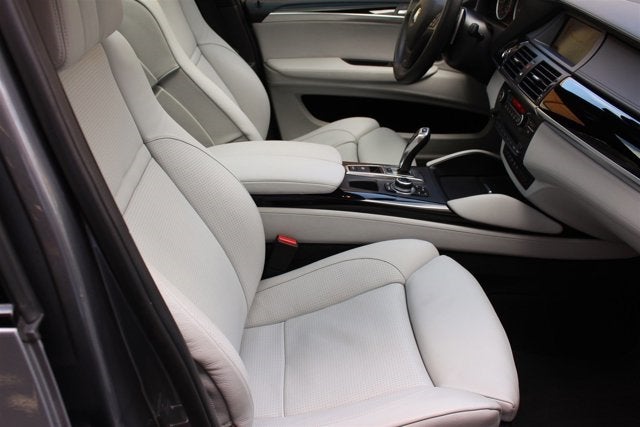 2010 BMW X5 M AWD 4dr