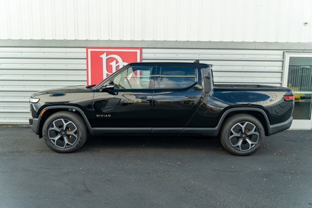 2022 Rivian R1T Adventure Package