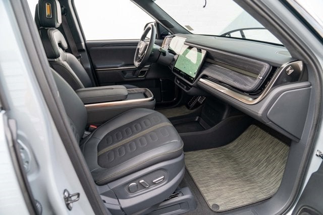 2022 Rivian R1T Adventure Package