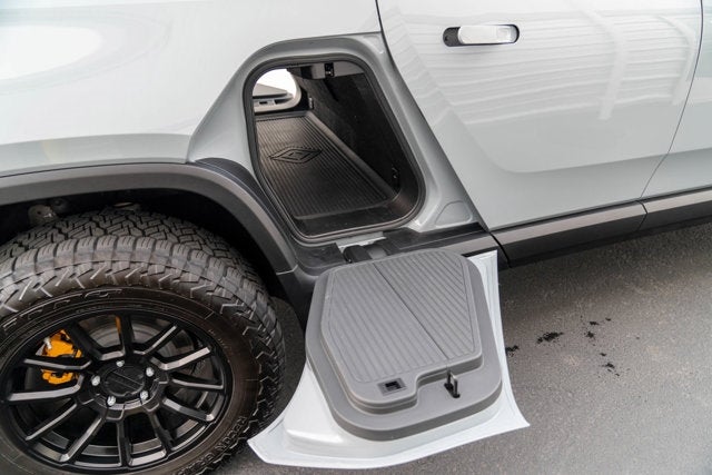 2022 Rivian R1T Adventure Package