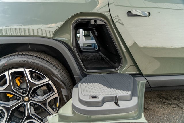 2022 Rivian R1T Launch Edition