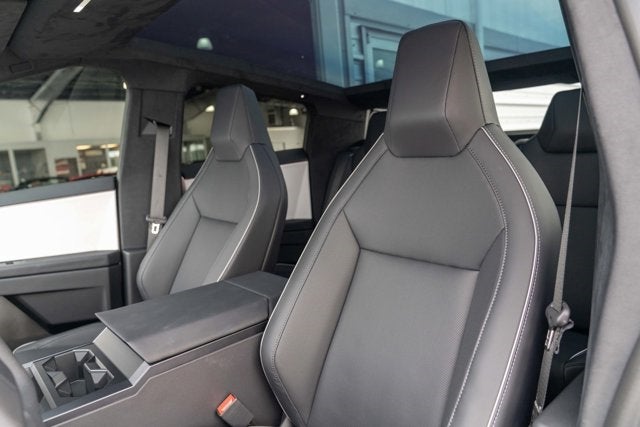 2024 Tesla Cybertruck Cyberbeast