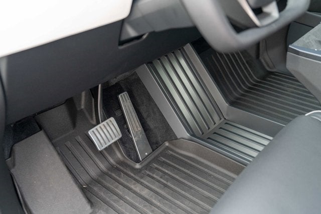 2024 Tesla Cybertruck Cyberbeast