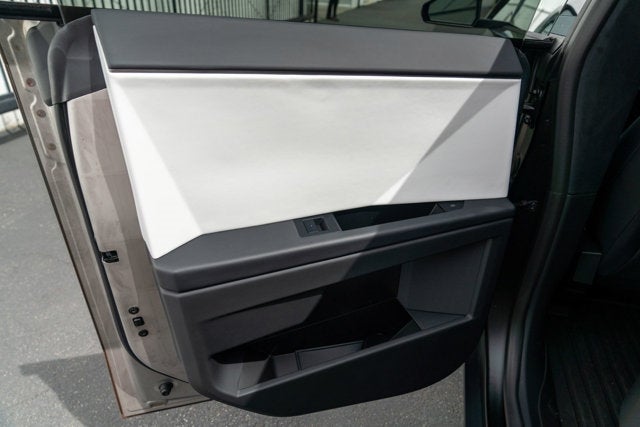 2024 Tesla Cybertruck Cyberbeast