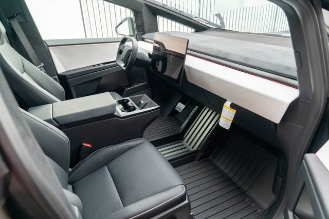 2024 Tesla Cybertruck Cyberbeast