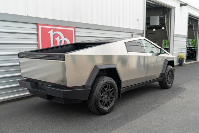 2024 Tesla Cybertruck Cyberbeast