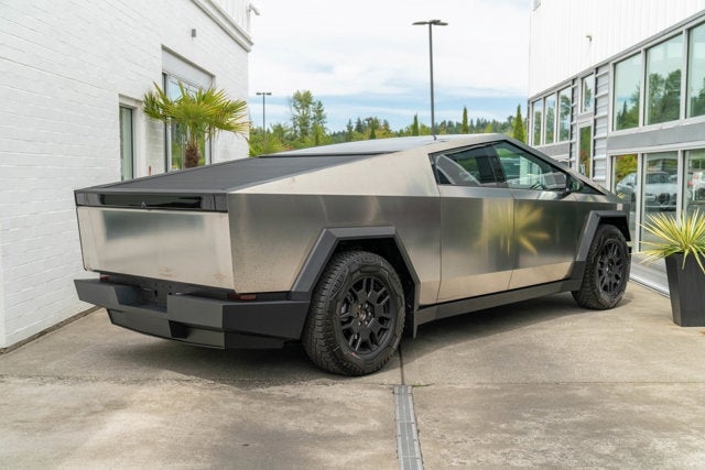 2024 Tesla Cybertruck Cyberbeast