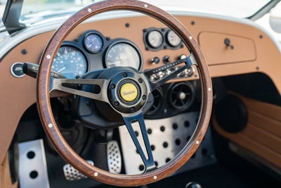 2020 Vanderhall Venice Base