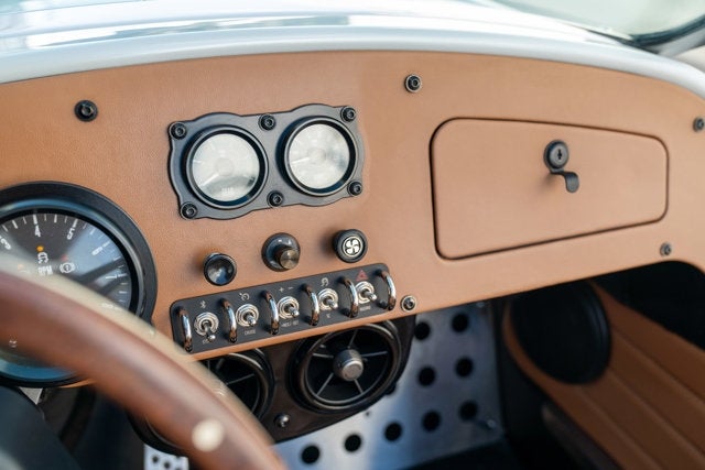 2020 Vanderhall Venice Base