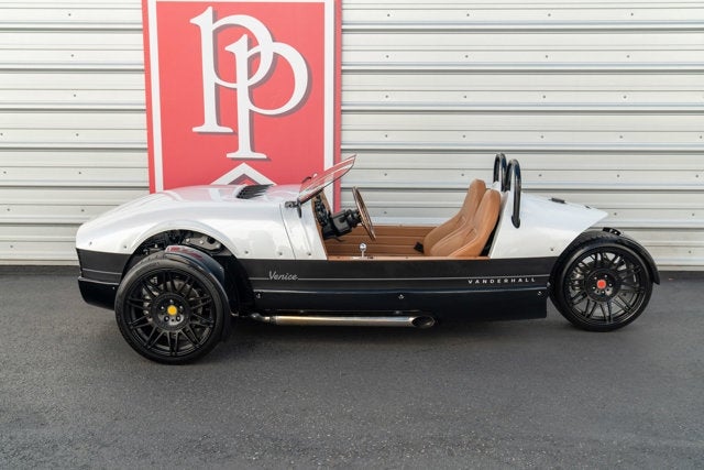 2020 Vanderhall Venice Base